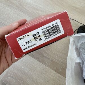 Capezio Juliet II 2027 Black Leather Ballet Shoes 6M Fits 5.5 Split Sole Dance